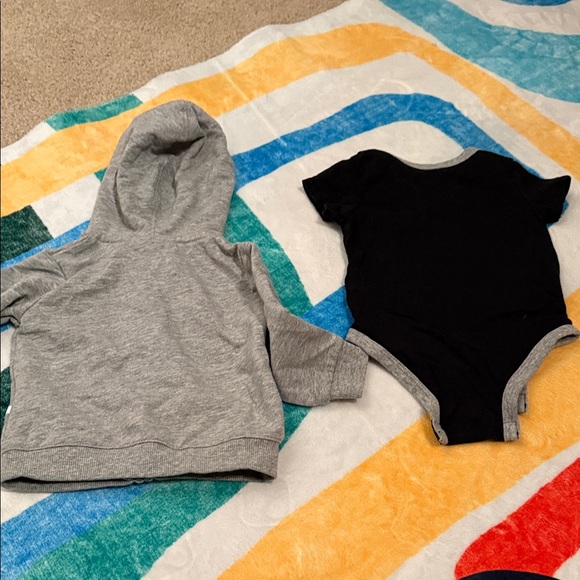 Nike Gray and Black Baby Outfit Set Size 6M - Picture 6 of 6